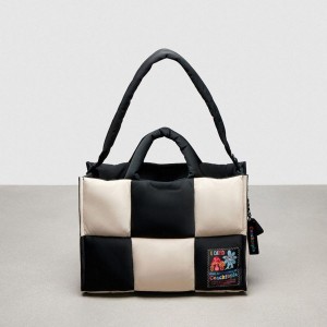 Bolsas Tote COACH Topia Loop Tote In Recycled Polyester With Checkerboard Quilting Feminino Pretas | 58317OEQP