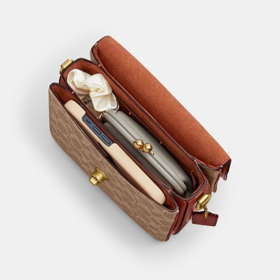 Bolsa Crossbody COACH Cassie 19 In Signature Canvas Feminino Marrom | 86549TGUZ