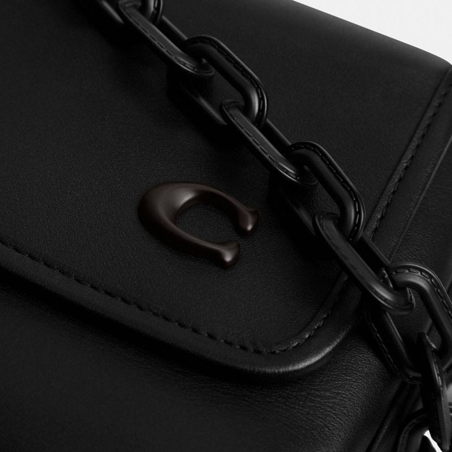 Bolsa Crossbody COACH Charter Flap 24 Masculino Pretas | 97821DAWH