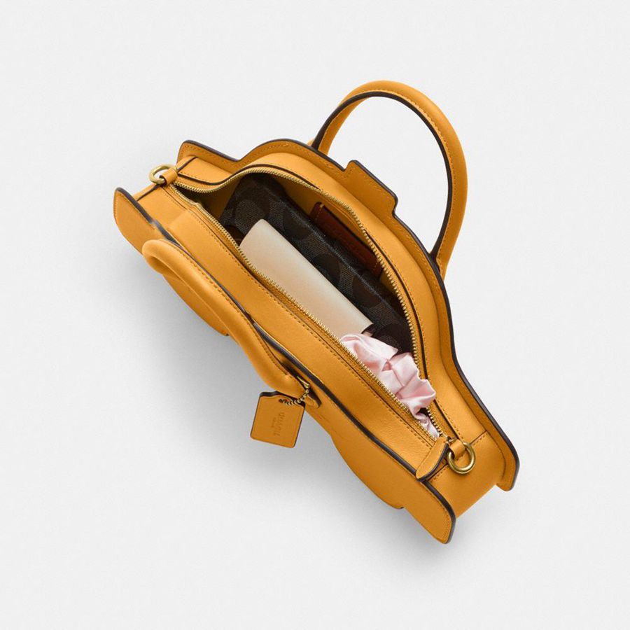 Bolsa Crossbody COACH Taxi Feminino Amarelas | 54709YBRO