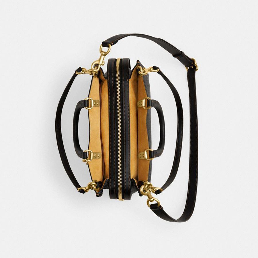 Bolsas Tote COACH Rogue In Regenerative Leather Feminino Pretas | 53816JTDA