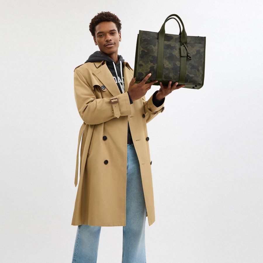 Bolsas Tote COACH Wesley In Signature Camo Print Masculino Verdes | 73629BOHC