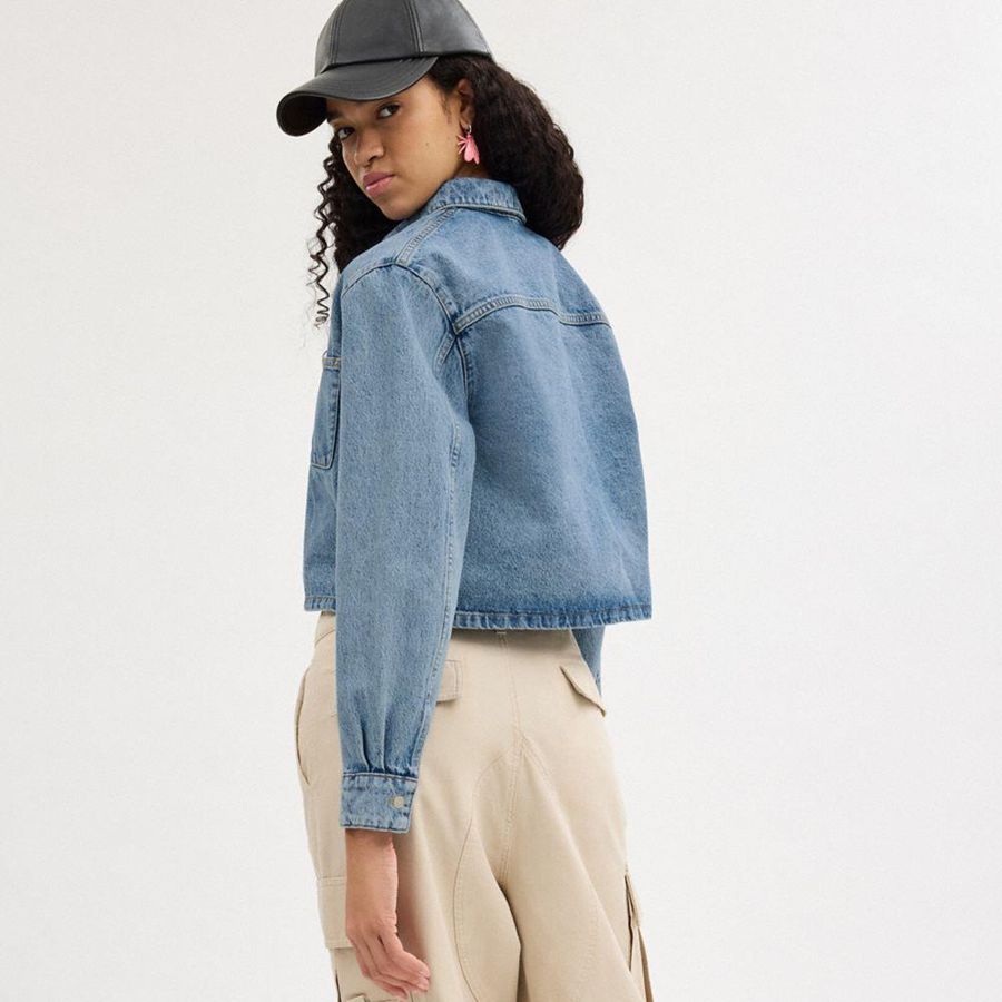 Camisa COACH Cropped Denim Button Down Feminino Azuis | 84395NXVS