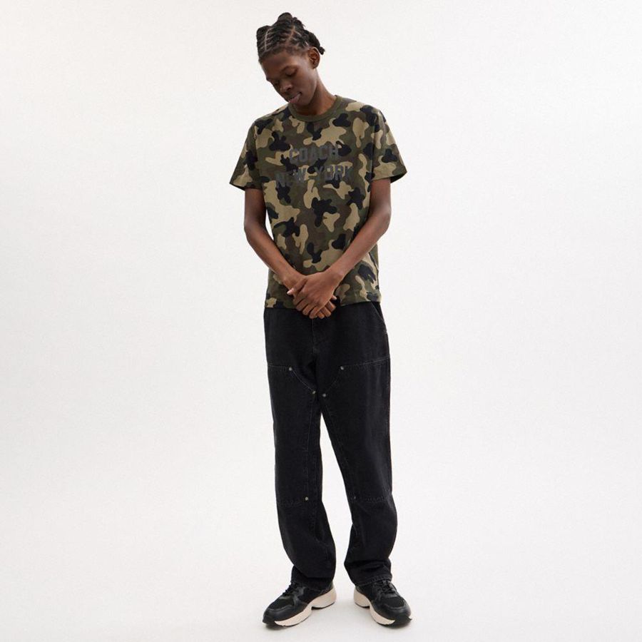 Camiseta COACH Camo Print Masculino Verde Oliva | 76591QLRY