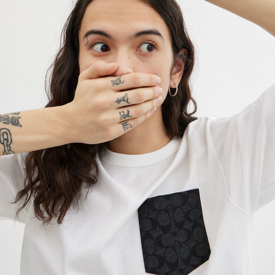 Camiseta COACH Essential Pocket Masculino Branco | 29810QZWI