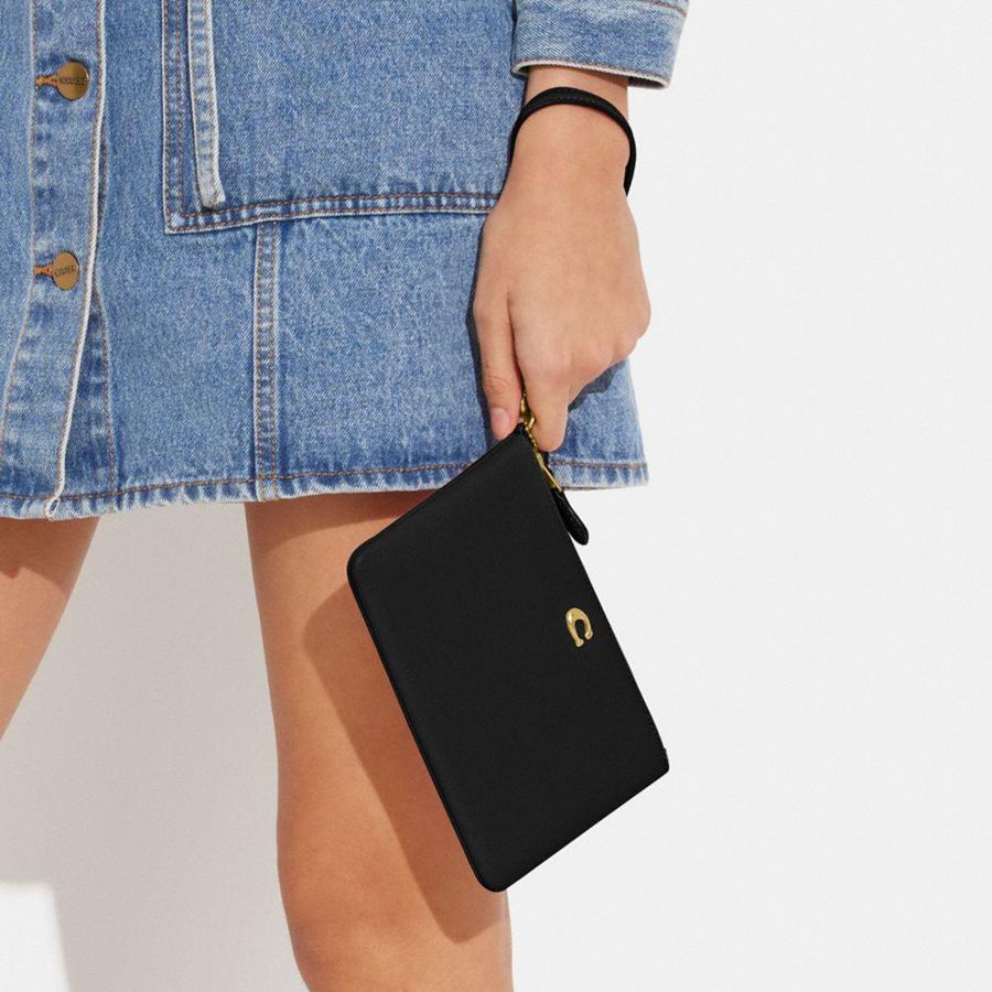 Carteira COACH Essential Small Wristlet Feminino Pretas | 06897PVUG