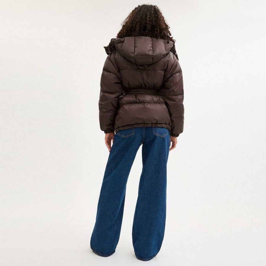 Casaco COACH Mid Length Belted Down In Recycled Polyamide Feminino Marrom | 47915XFCB
