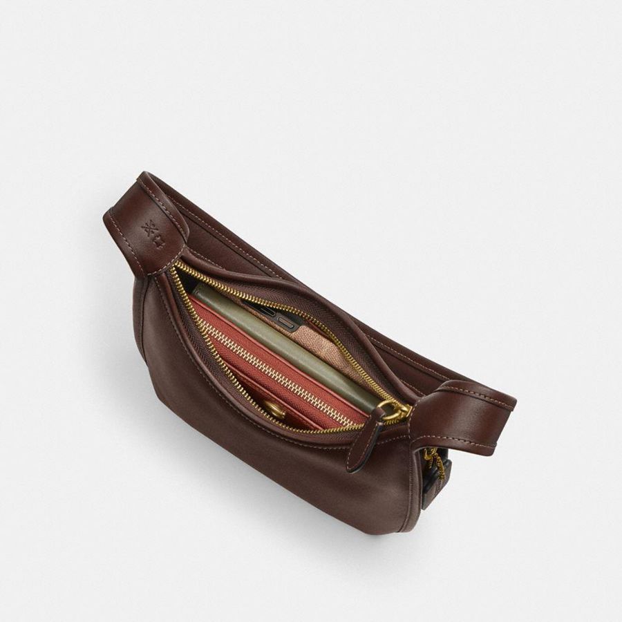 Hobo Bag COACH Curve Zip Feminino Marrom | 89516NFRU