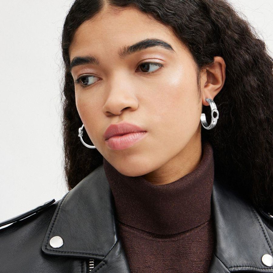 Jóias COACH Sculpted Signature Hoop Earrings Feminino Prateadas | 47823IEOY