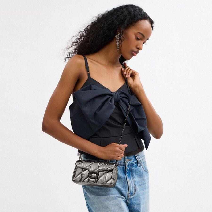 Kuplung Táskák COACH Tabby Crossbody Wristlet With Quilting Feminino Prateadas | 34261PUCM