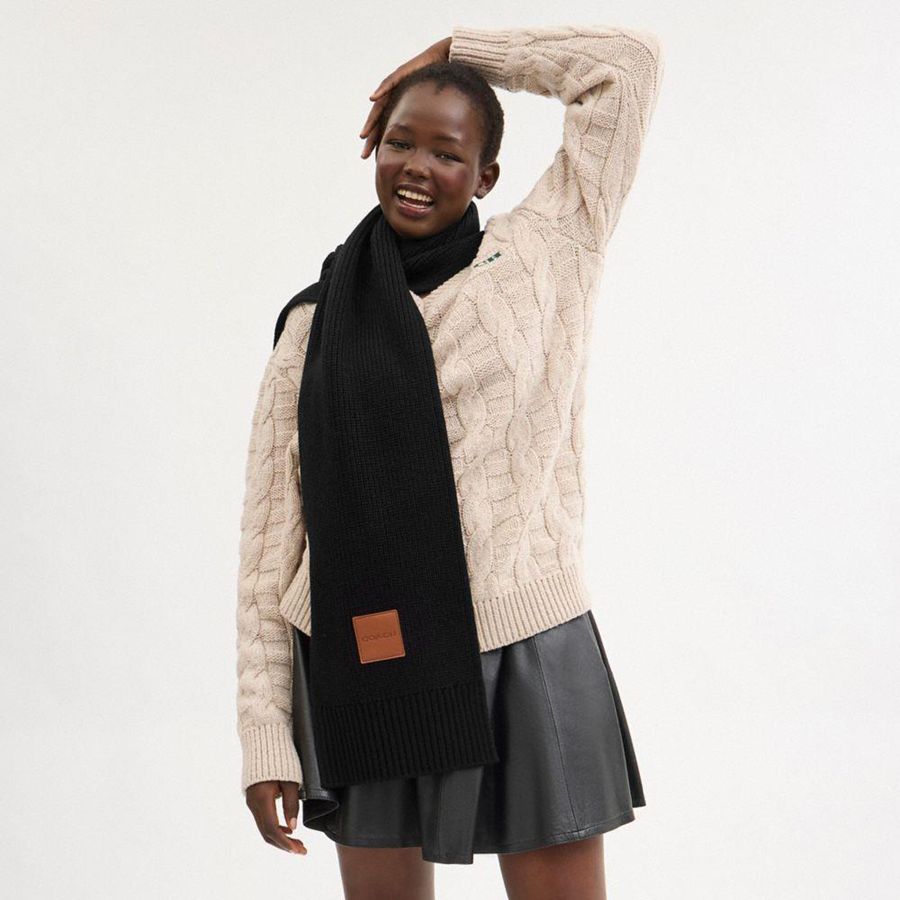 Lenço COACH Knit Muffler With Leather Patch Feminino Pretas | 59610QZCY
