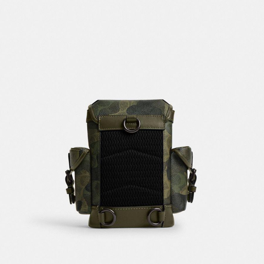 Mochila COACH Hitch 13 In Signature Camo Print Masculino Verdes | 56834OFPU