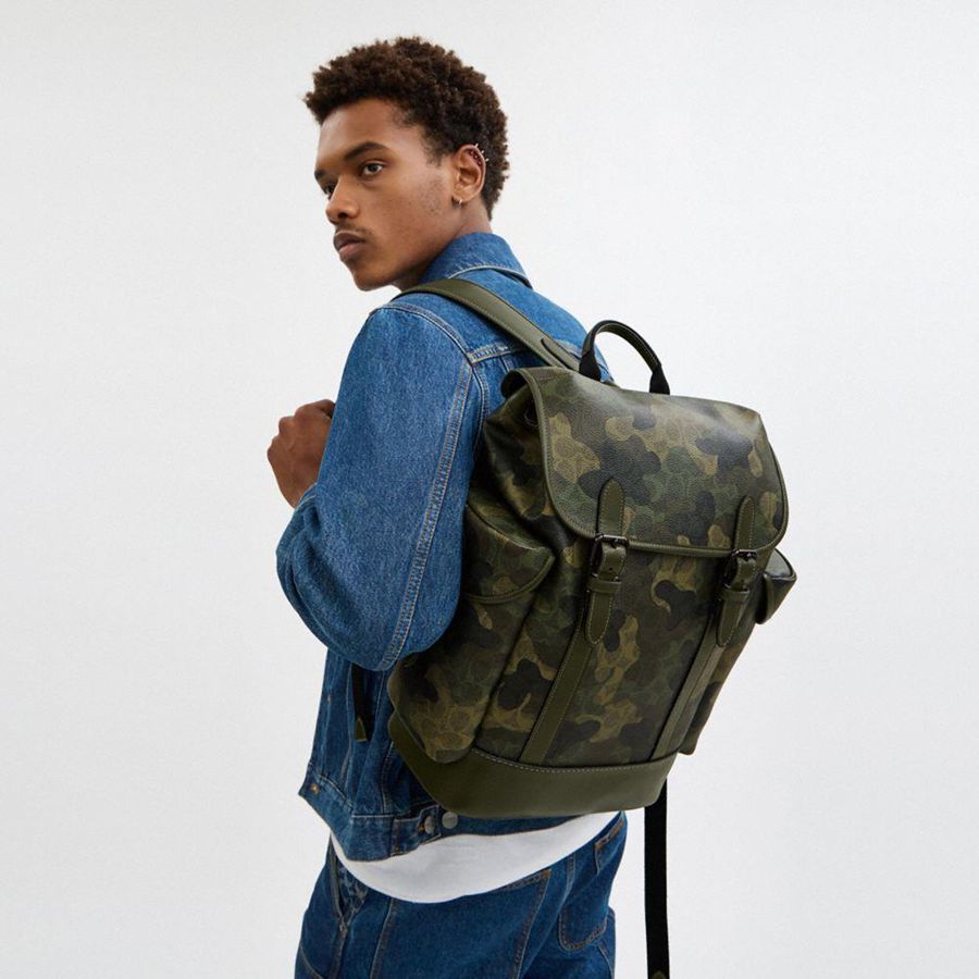 Mochila COACH Hitch In Signature Camo Print Masculino Verdes | 57340RPLB